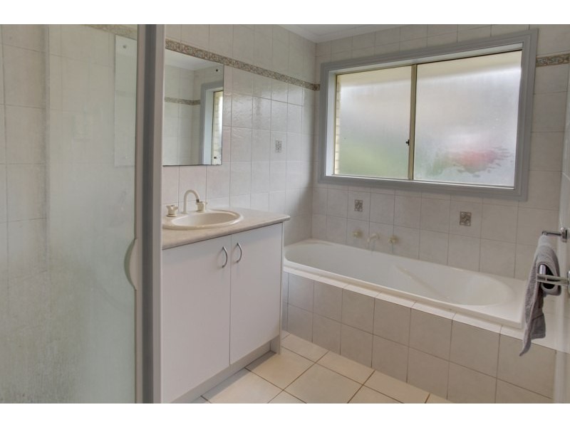 18 Lawson Drive, Port Lincoln SA 5606