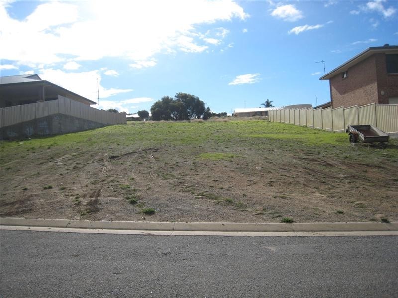 8 Adriatic Avenue, Port Lincoln SA 5606