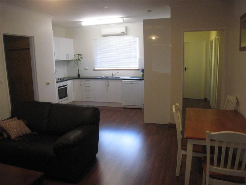 13a Hamilton Ave, Port Lincoln SA 5606