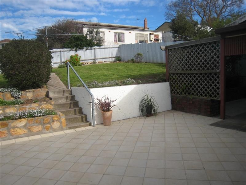 13a Hamilton Ave, Port Lincoln SA 5606