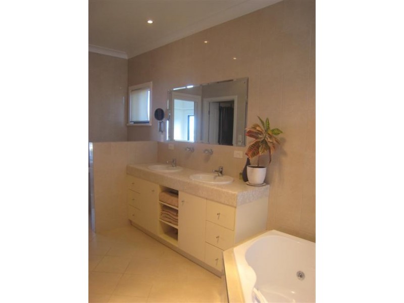 1 Seaview Avenue, Port Lincoln SA 5606