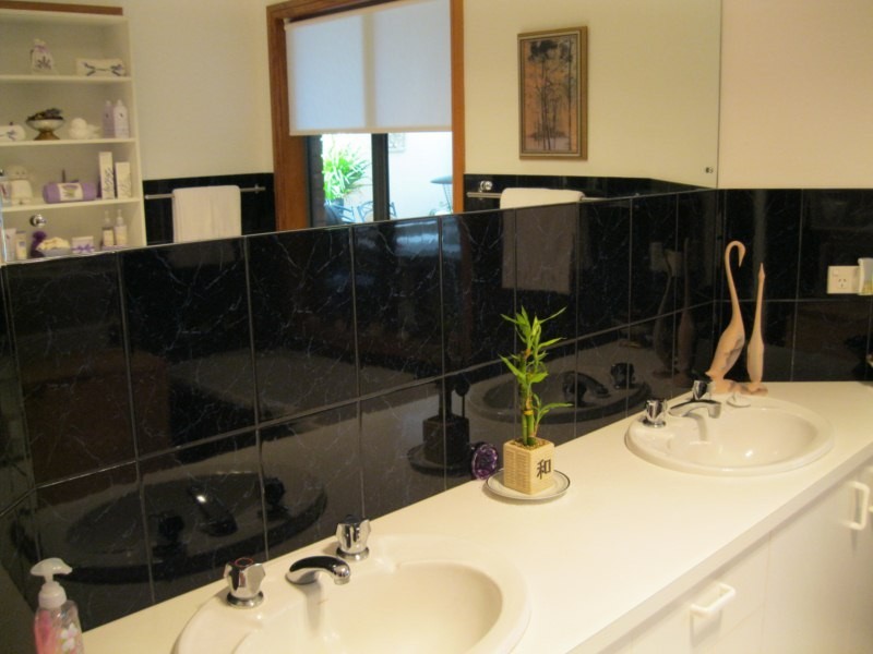 6B Parnkalla Avenue, Port Lincoln SA 5606