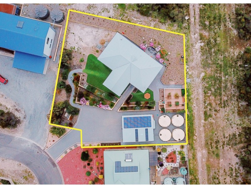 8 Sophie Crescent, Coffin Bay SA 5607