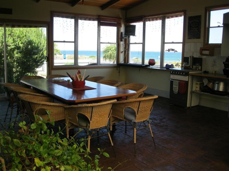 24 West Terrace, Thevenard, Ceduna SA 5690