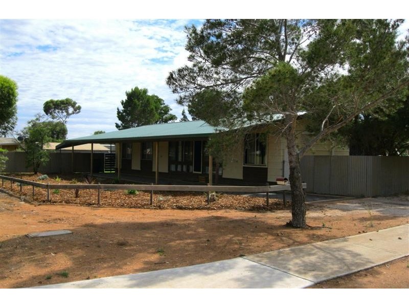 35 Park Terrace, Ceduna SA 5690