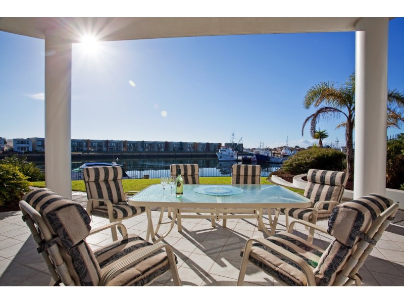 11 Sailfish Drive, Port Lincoln SA 5606