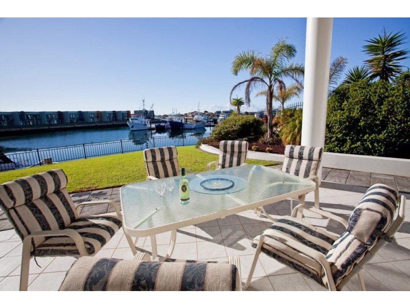 11 Sailfish Drive, Port Lincoln SA 5606