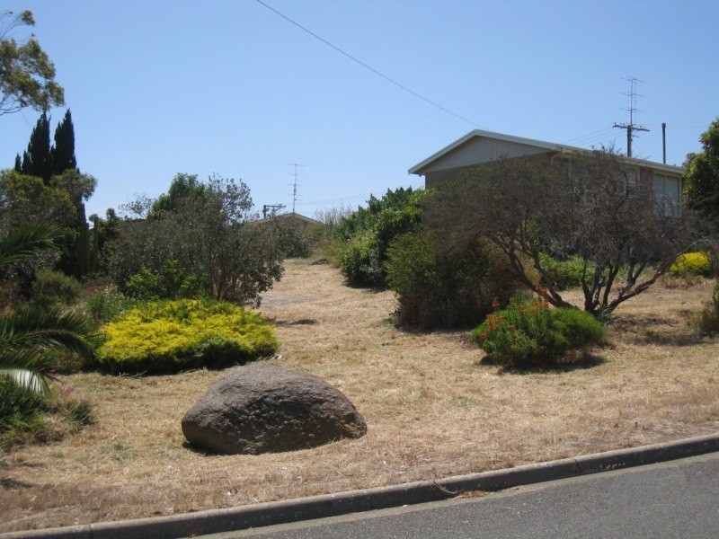 4 Paringa Avenue, Port Lincoln SA 5606