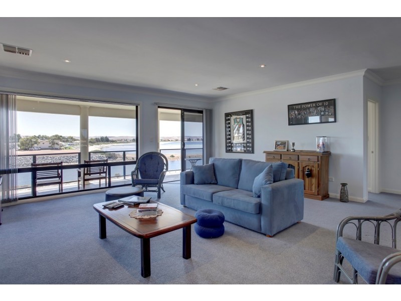 22 Morialta Drive, Tumby Bay SA 5605