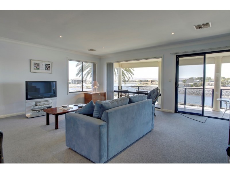 22 Morialta Drive, Tumby Bay SA 5605