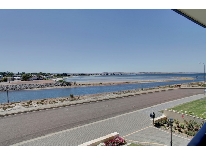 22 Morialta Drive, Tumby Bay SA 5605