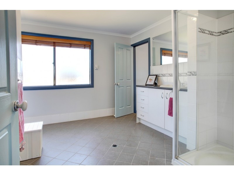 57 Cardiff Road, Port Lincoln SA 5606