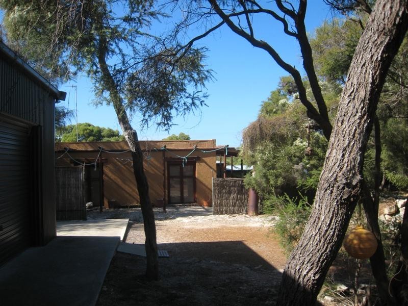 17 Greenly Avenue, Coffin Bay SA 5607