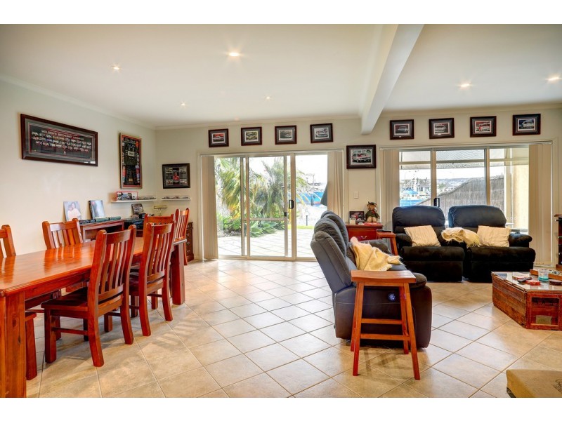 2/6 Island Drive, Port Lincoln SA 5606