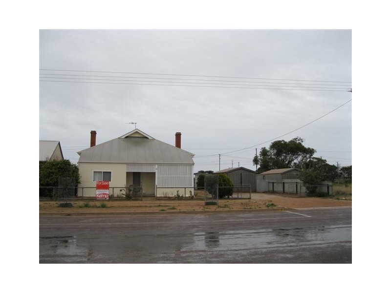 12 Railway Terrace THEVENARD, Ceduna SA 5690