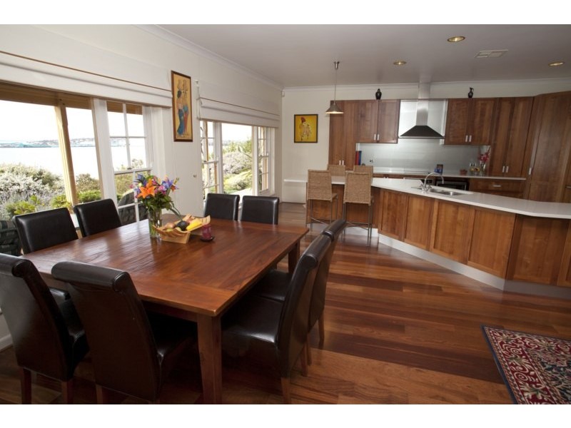2 Flaxman Street, Port Lincoln SA 5606