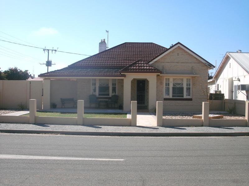 1 Nankivell Street, Tumby Bay SA 5605