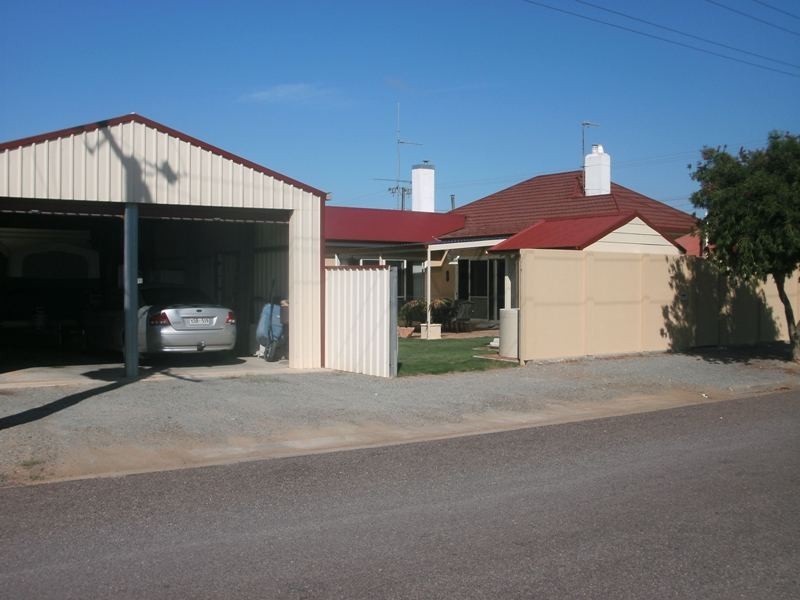 1 Nankivell Street, Tumby Bay SA 5605