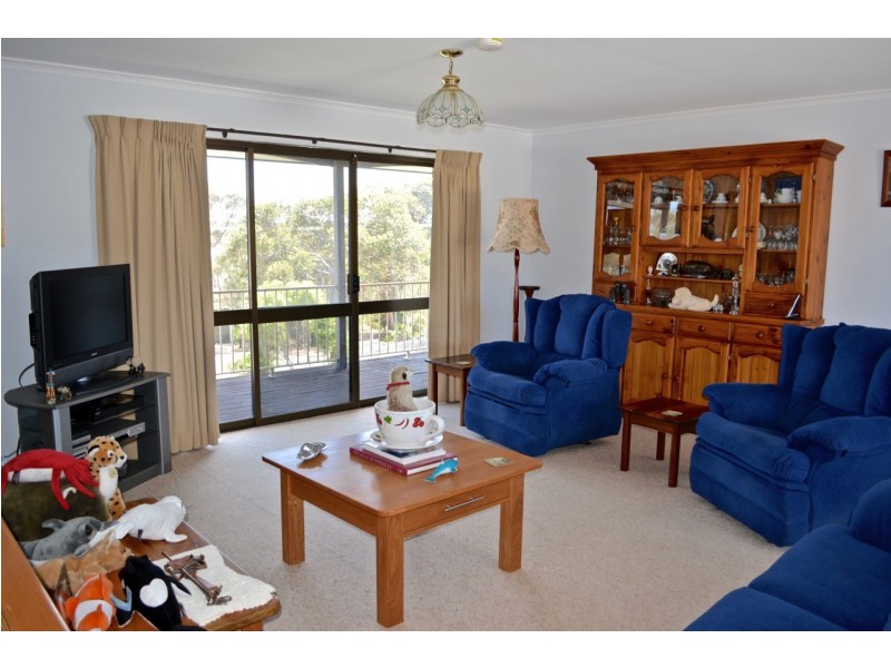 25 Greenly Avenue, Coffin Bay SA 5607