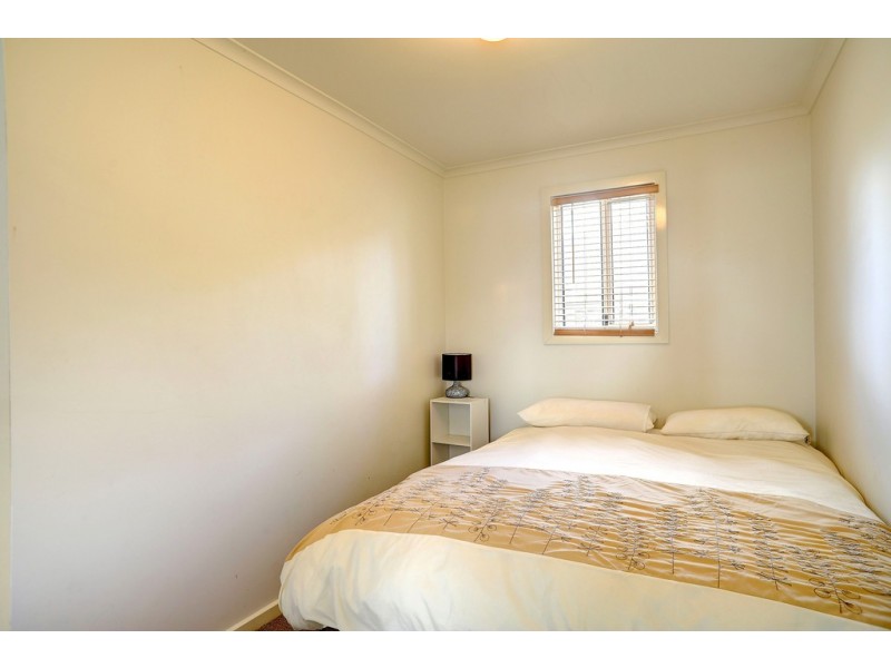 50 Flinders Avenue, Coffin Bay SA 5607