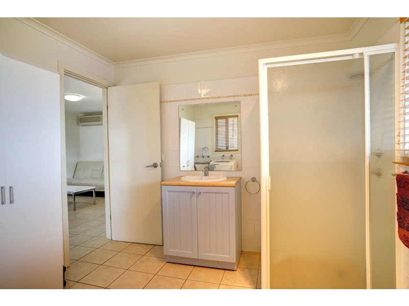 50 Flinders Avenue, Coffin Bay SA 5607