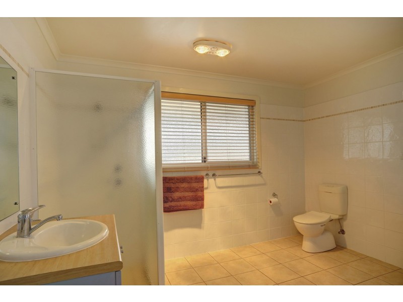 50 Flinders Avenue, Coffin Bay SA 5607