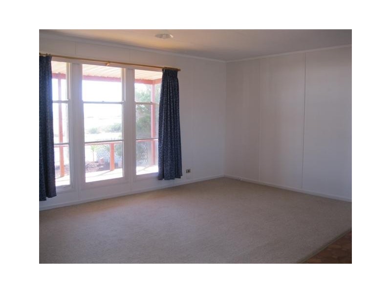 4 West Terrace THEVENARD, Ceduna SA 5690