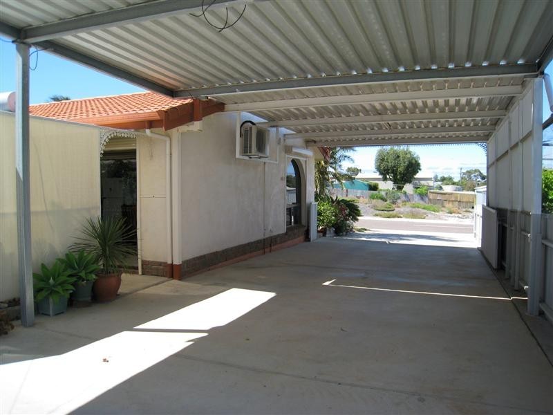 3 Tremaine Street, Smoky Bay SA 5680