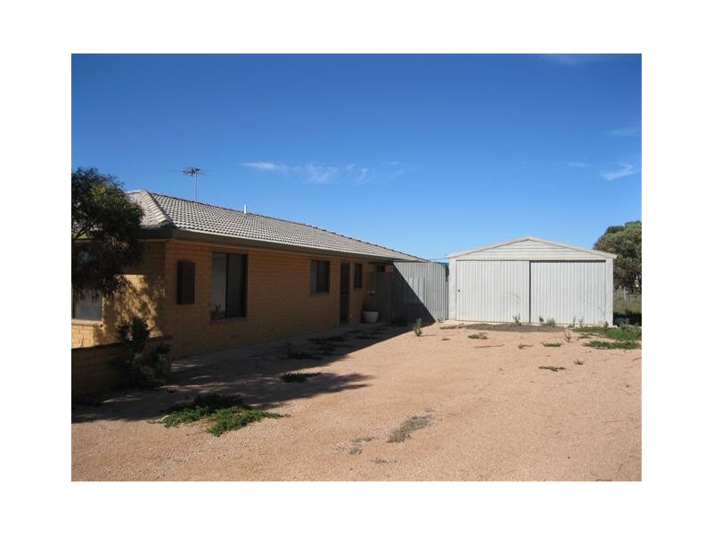 90 McKenzie Street, Ceduna SA 5690