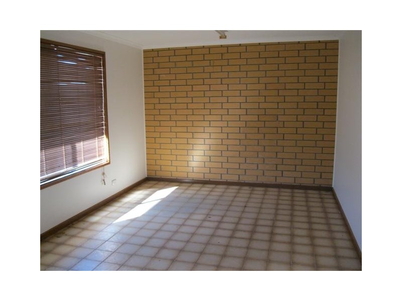 90 McKenzie Street, Ceduna SA 5690