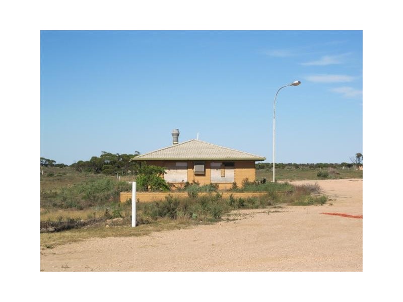 90 McKenzie Street, Ceduna SA 5690