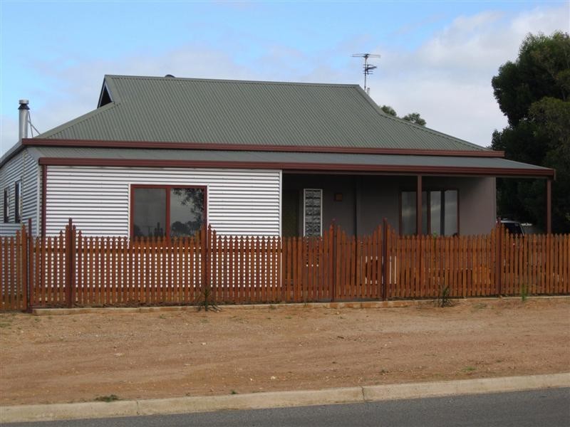 1 Martin Street, Thevenard SA 5690