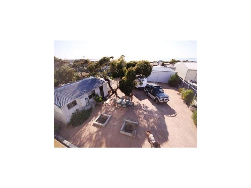 16 Peake Terrace Denial Bay, Ceduna SA 5690