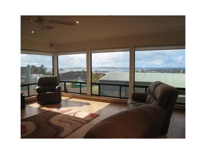 22 Hilltop Drive, Port Lincoln SA 5606