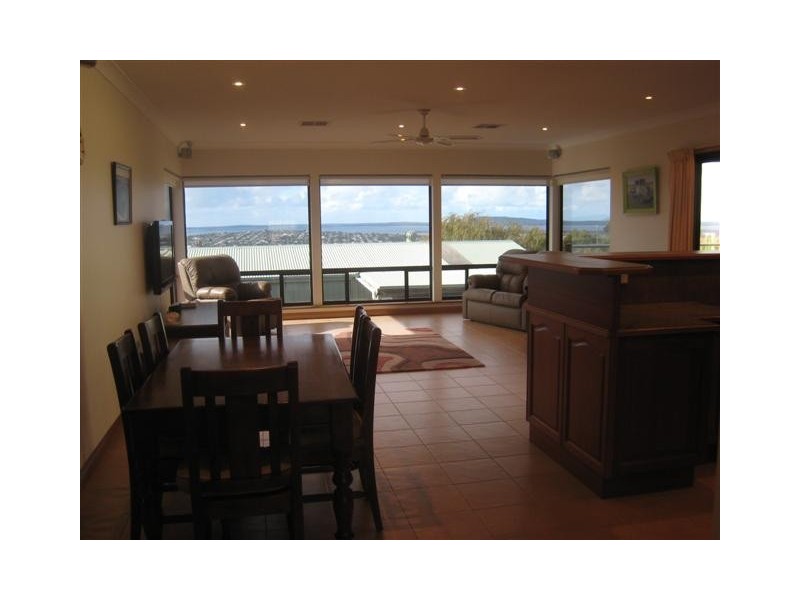 22 Hilltop Drive, Port Lincoln SA 5606