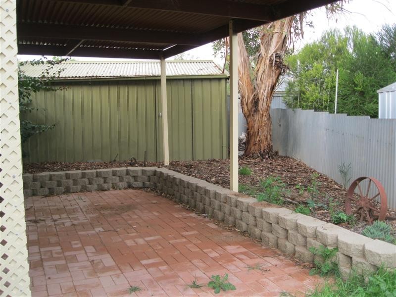 2 Chadwick Street, Ceduna SA 5690