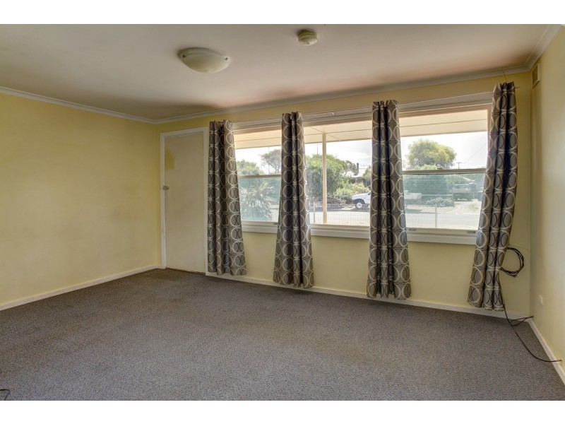 9 Tacoma Street, Port Lincoln SA 5606
