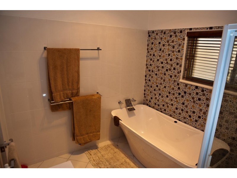 19 Lorraine Avenue, Port Lincoln SA 5606