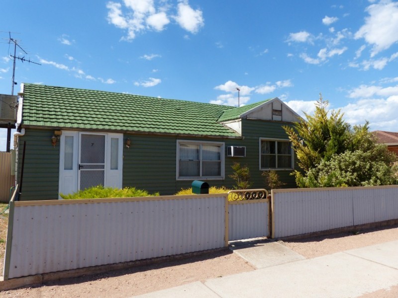 7 Park Terrace, Ceduna SA 5690