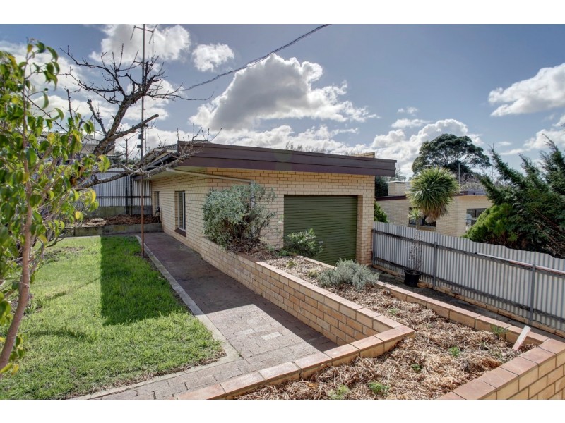 8 Shannon Avenue, Port Lincoln SA 5606