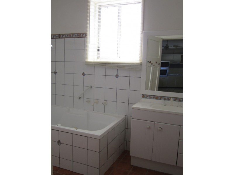 12 Gawler Tce, Port Lincoln SA 5606