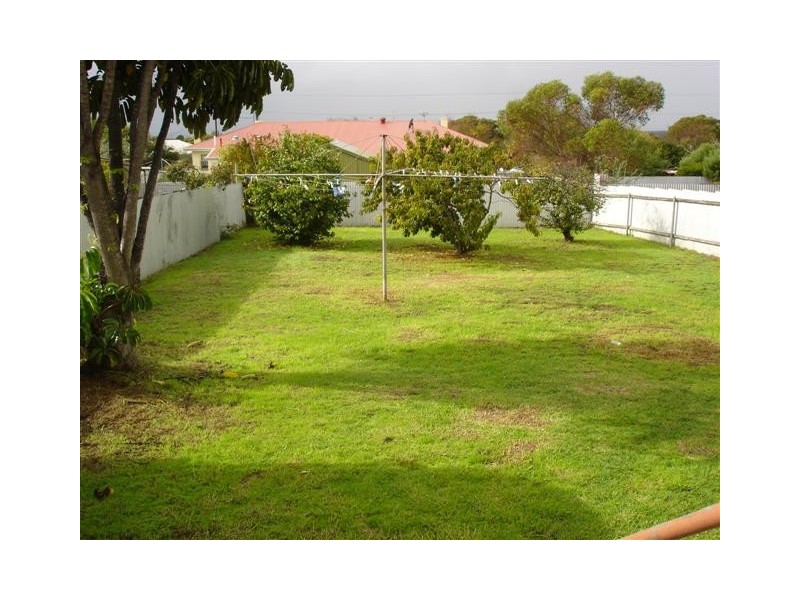 9 Moonta Cres, Port Lincoln SA 5606