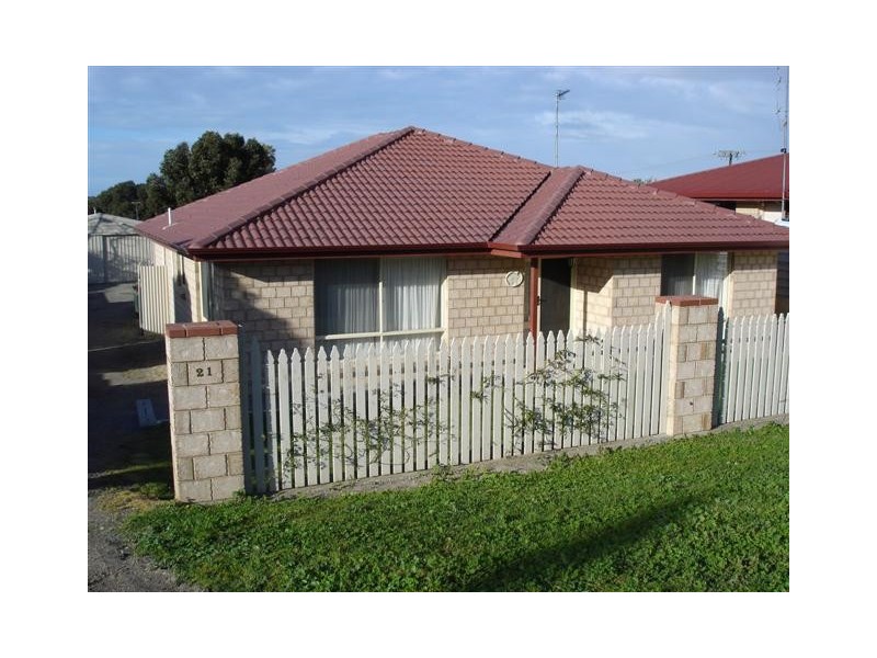21 Minnipa Ave, Port Lincoln SA 5606