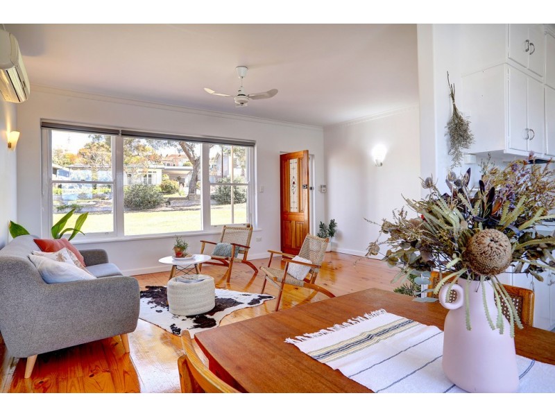 6 Hamilton Ave, Port Lincoln SA 5606