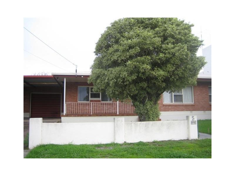 5 Gloucester Tce, Port Lincoln SA 5606
