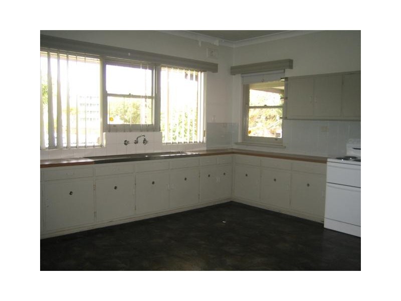 5 Gloucester Tce, Port Lincoln SA 5606