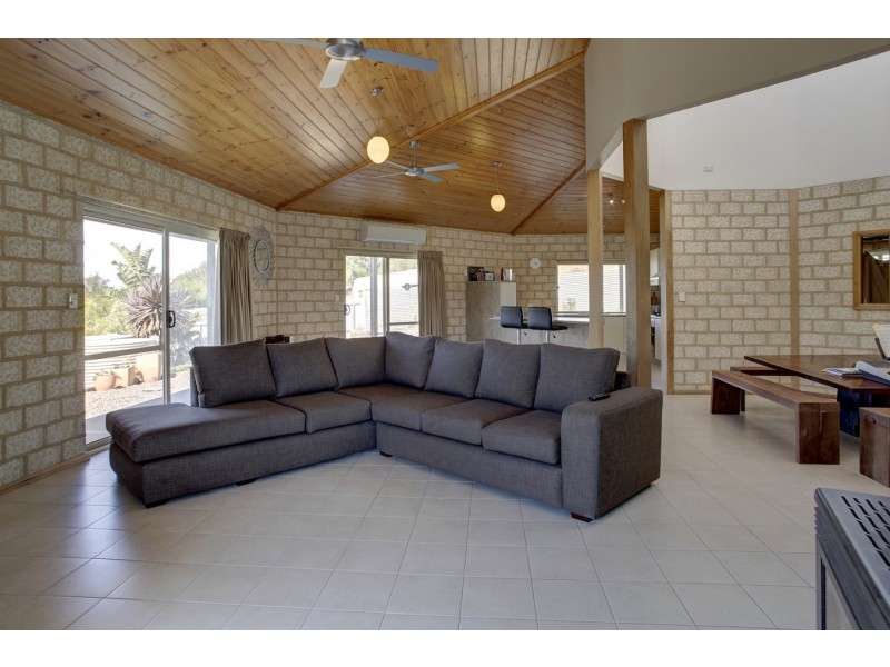 52 Happy Valley Road, Port Lincoln SA 5606