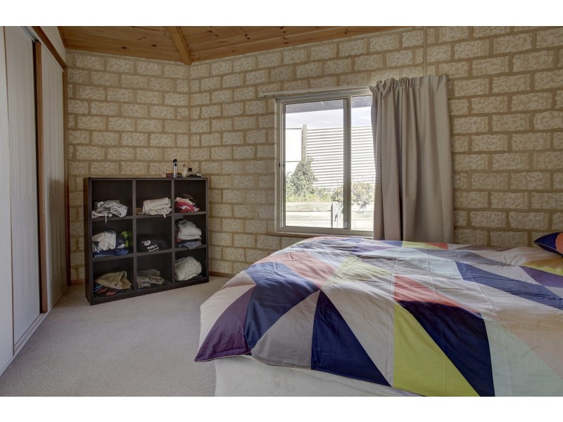 52 Happy Valley Road, Port Lincoln SA 5606