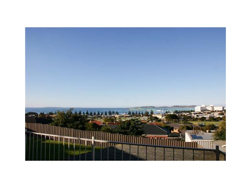 42 Oxford Tce, Port Lincoln SA 5606
