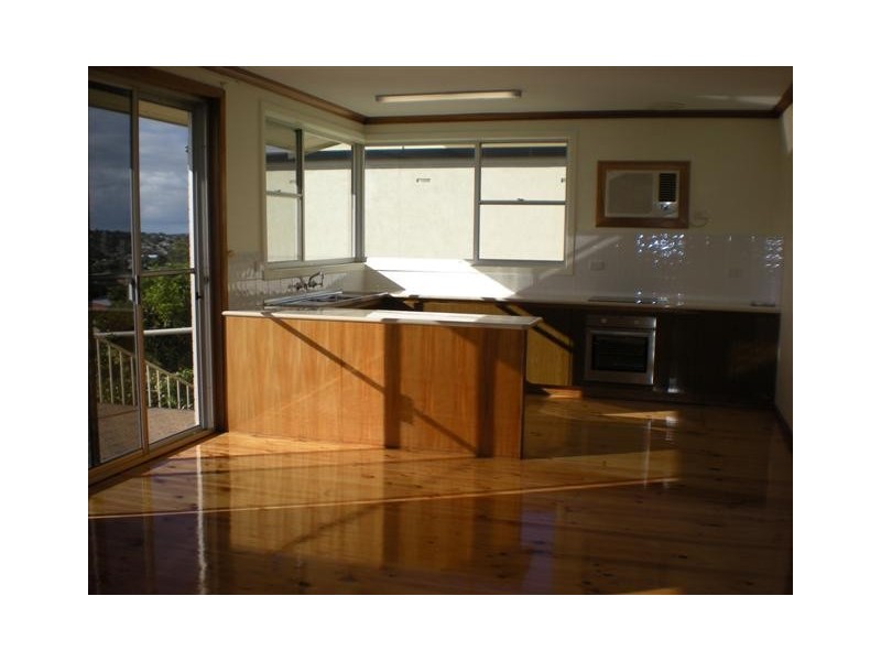 42 Oxford Tce, Port Lincoln SA 5606